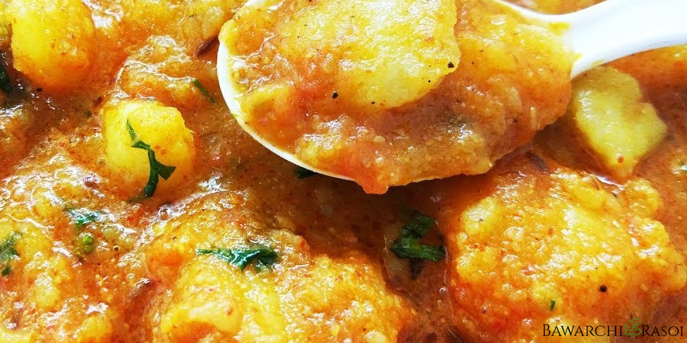 Aloo Ki Sabzi ( Potato Curry for Puri )