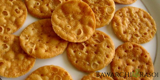 Wheat Flour Masala Papdi