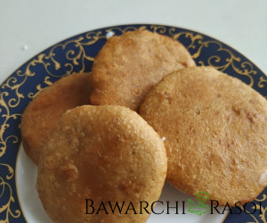 Aloo Kachori Recipe | Bawarchi Rasoi