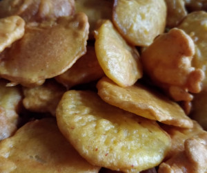 Aloo Pakoda Recipe | Bawarchi Rasoi