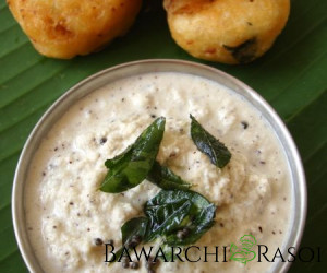 Coconut Chutney Recipe | Bawarchi Rasoi
