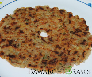 Sabudana Thalipeeth Recipe | Bawarchi Rasoi