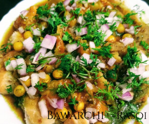 Samosa Chole Chaat