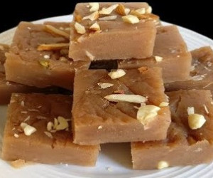 Singhare Ki Barfi Recipe
