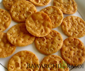 Wheat Flour Masala Papdi