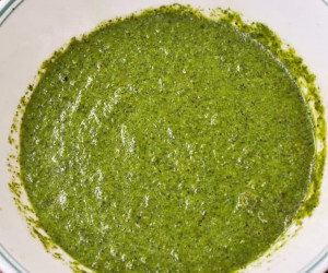 Yoghurt Mint Chutney Recipe | Bawarchi Rasoi